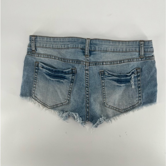 Billabong Lite Hearted Distressed Cut Off Jean Shorts Size 3 Women’s - Picture 3 of 4